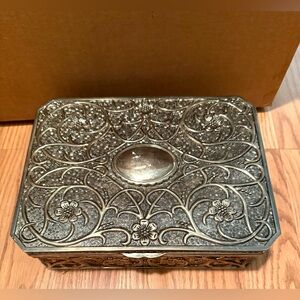 Stunning Godinger Jewelry Box with an ornate floral and vine repoussé design.